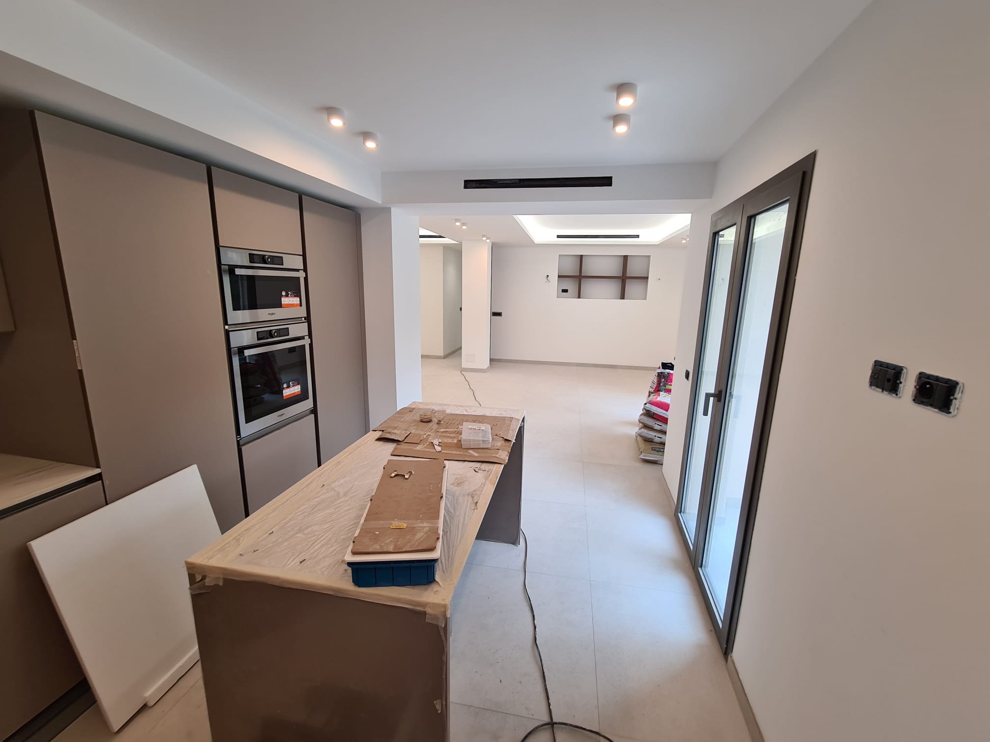 WhatsApp Image 2025-10-19 at 7.10.58 PM (2)