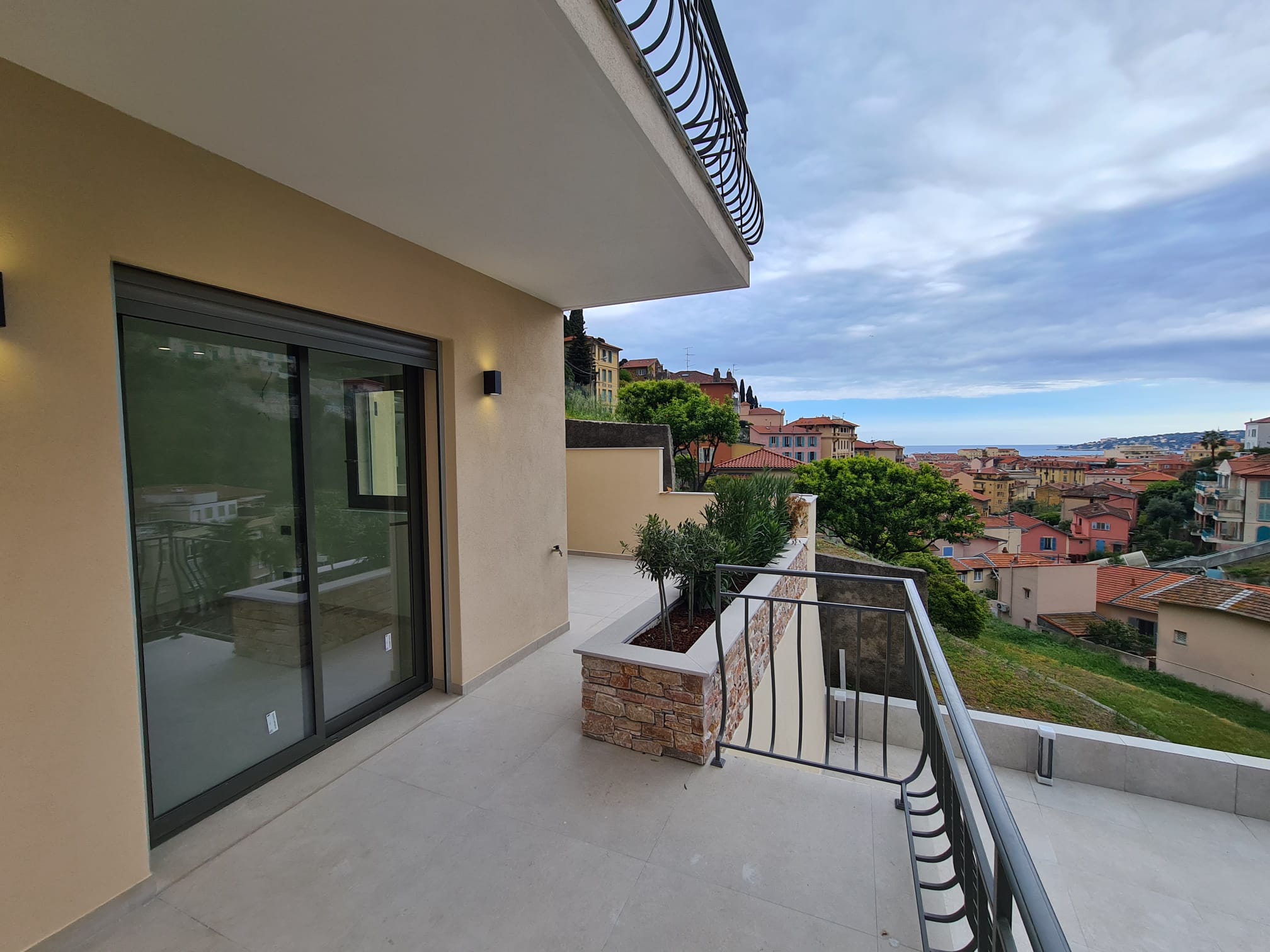 WhatsApp Image 2025-10-19 at 7.11.03 PM